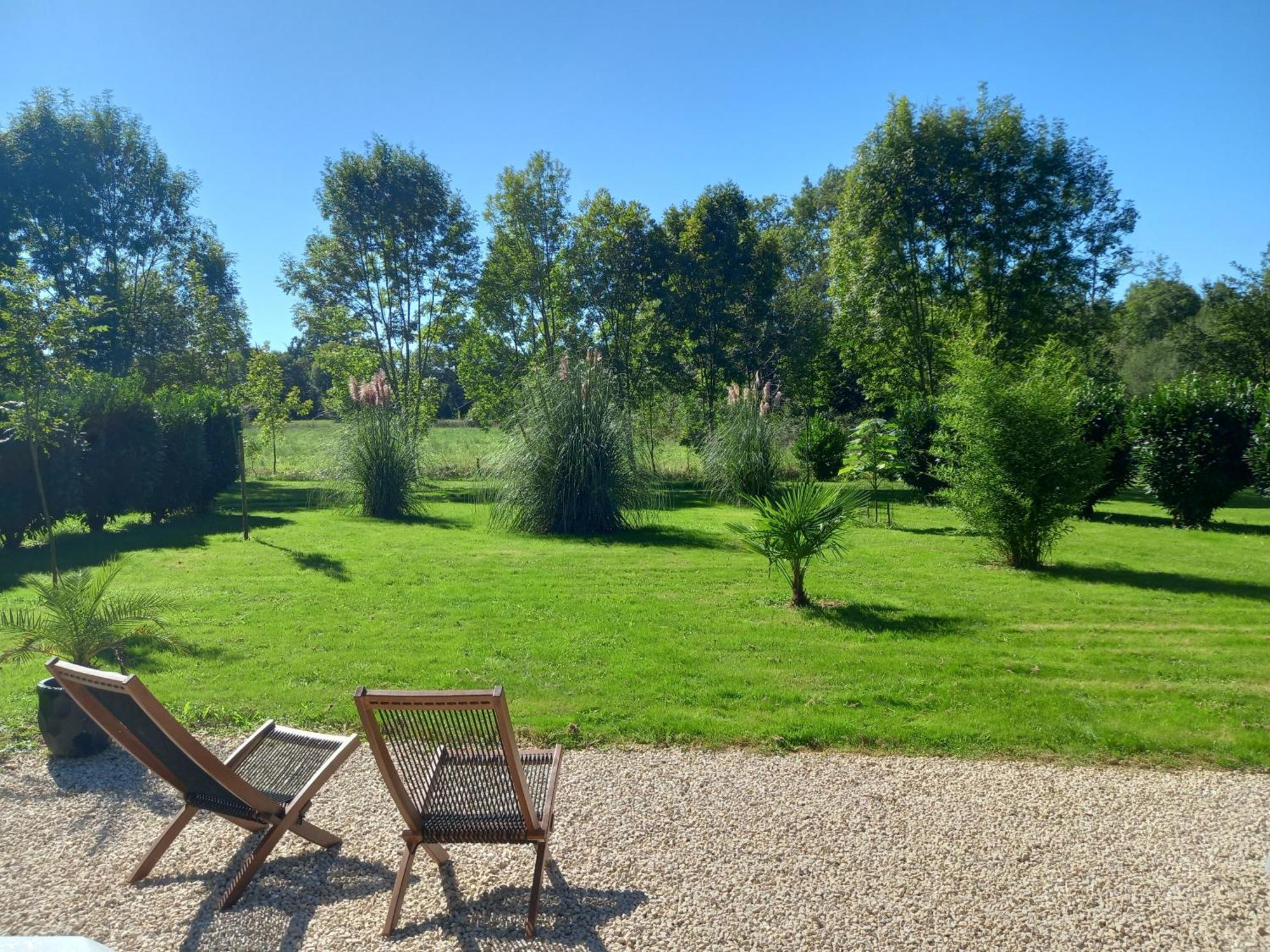 Villa L'Oasis Des Pyrénées Campuzan Esterno foto