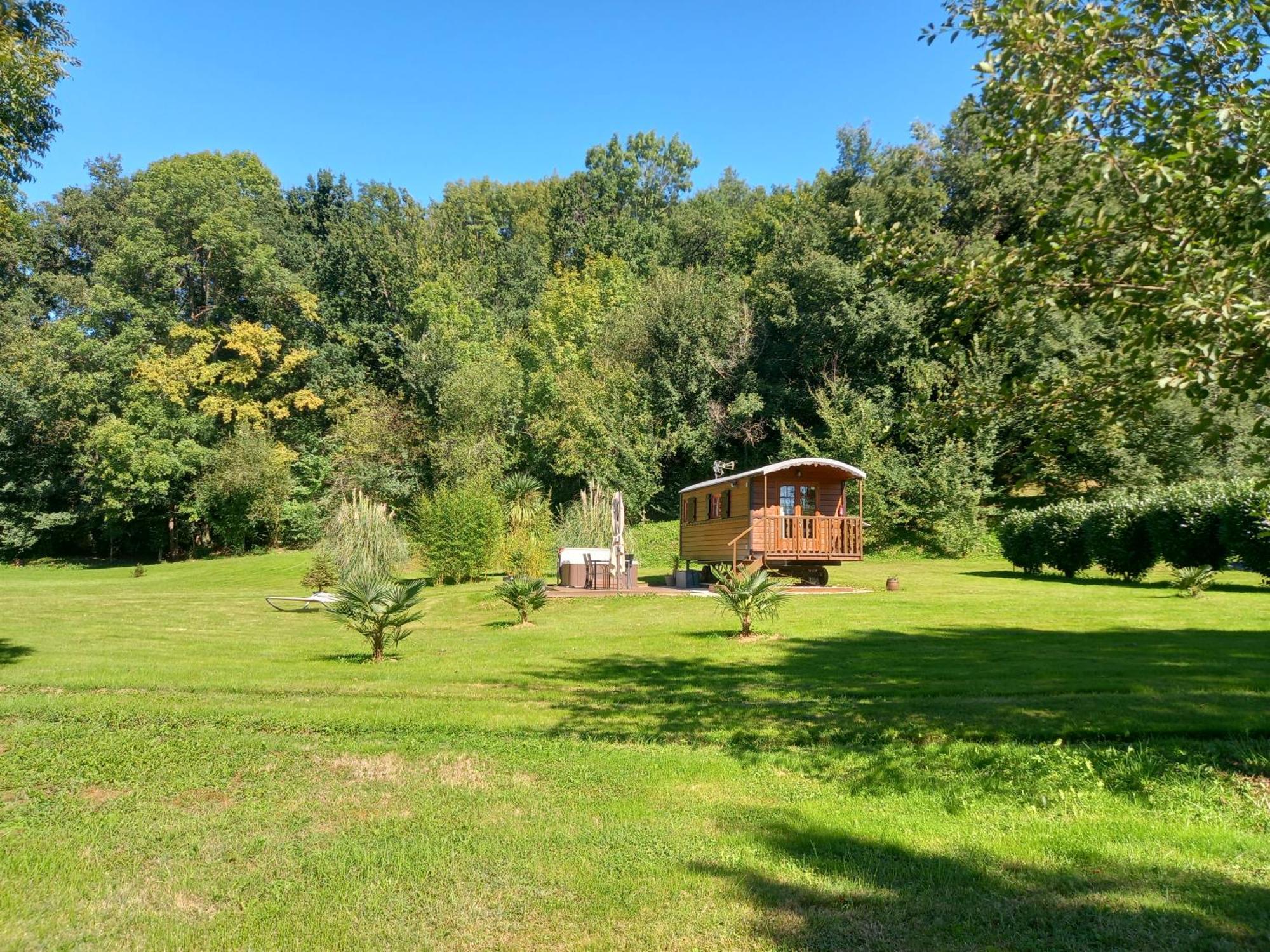 Villa L'Oasis Des Pyrénées Campuzan Esterno foto