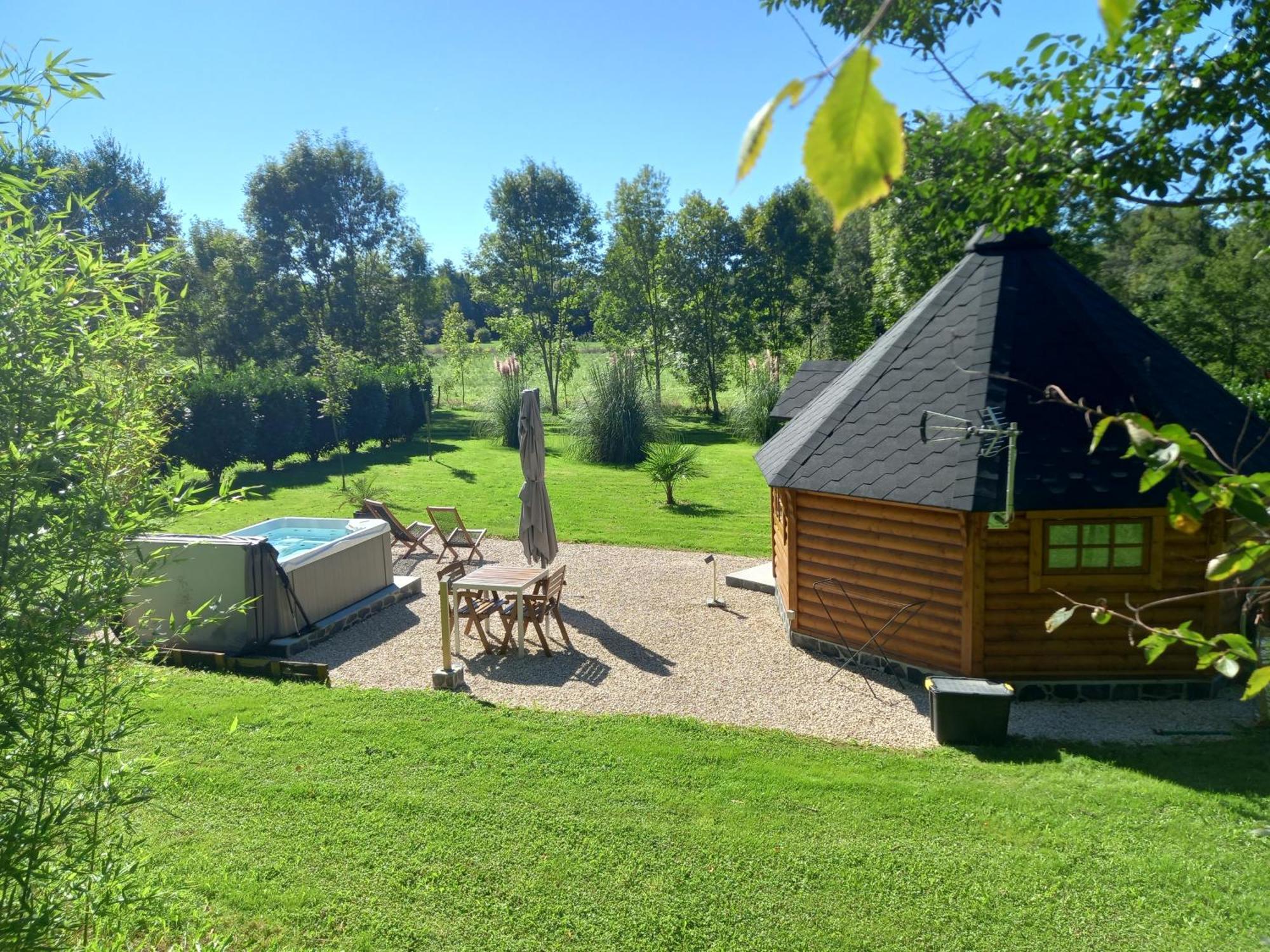 Villa L'Oasis Des Pyrénées Campuzan Esterno foto